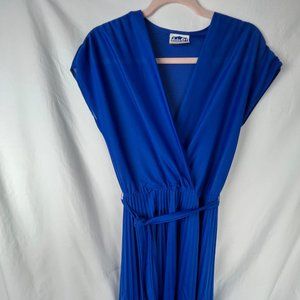 Vintage Jackie O! Electric Blue Women's Dress Size 11- Fabulous!